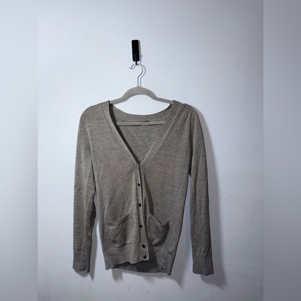 J.Crew Women’s 100% merino wool lightweight button down cardigan size XS GUC**